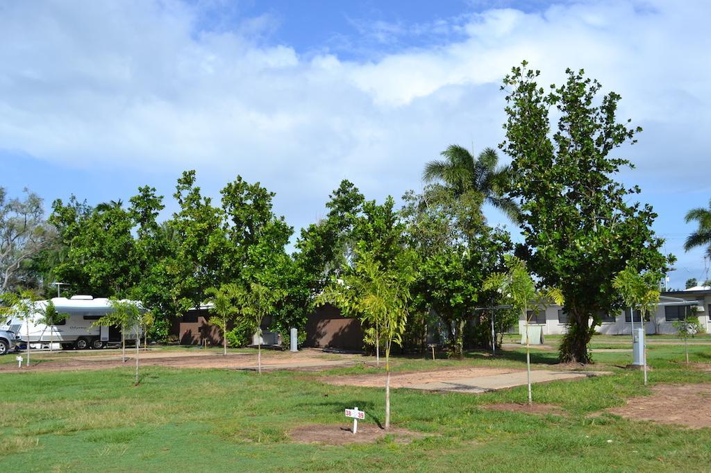 Dunk Island View Caravan Park Hotel Wongaling Beach Buitenkant foto